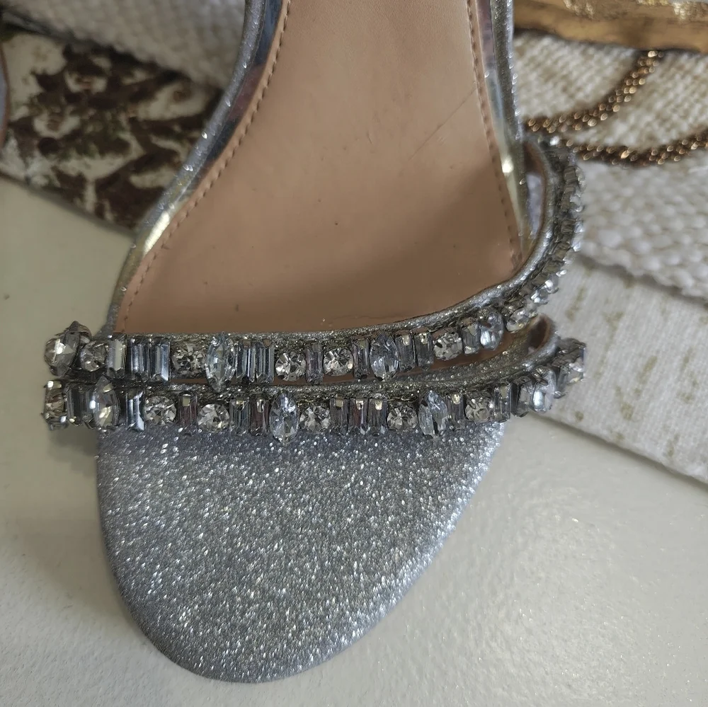 Jewel Badgley Mischka Alia Block Heel Evening Sandals NWOT